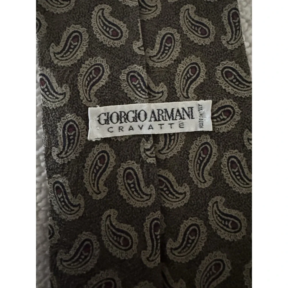 Giorgio Armani Cravatte Silk Tie Brown Paisley Italy‎ Classic Designer Necktie